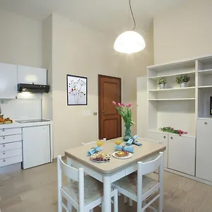 Nevada Aparthotel